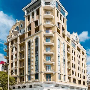 https://nice-batumi-apartment.batumihotels.net