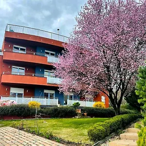  Апартаменты Rosehill Garden Family With A Great View