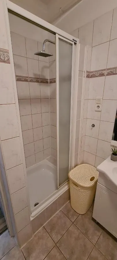 Elegant Apartment In The Hearth Of Budapest 0*,